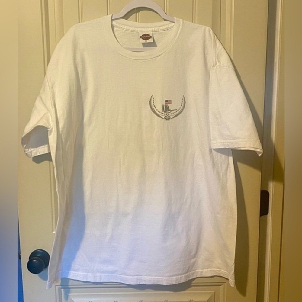 Vintage Harley Davidson Motorcycles 2002 White Sturgis Short Sleeve T-Shirt